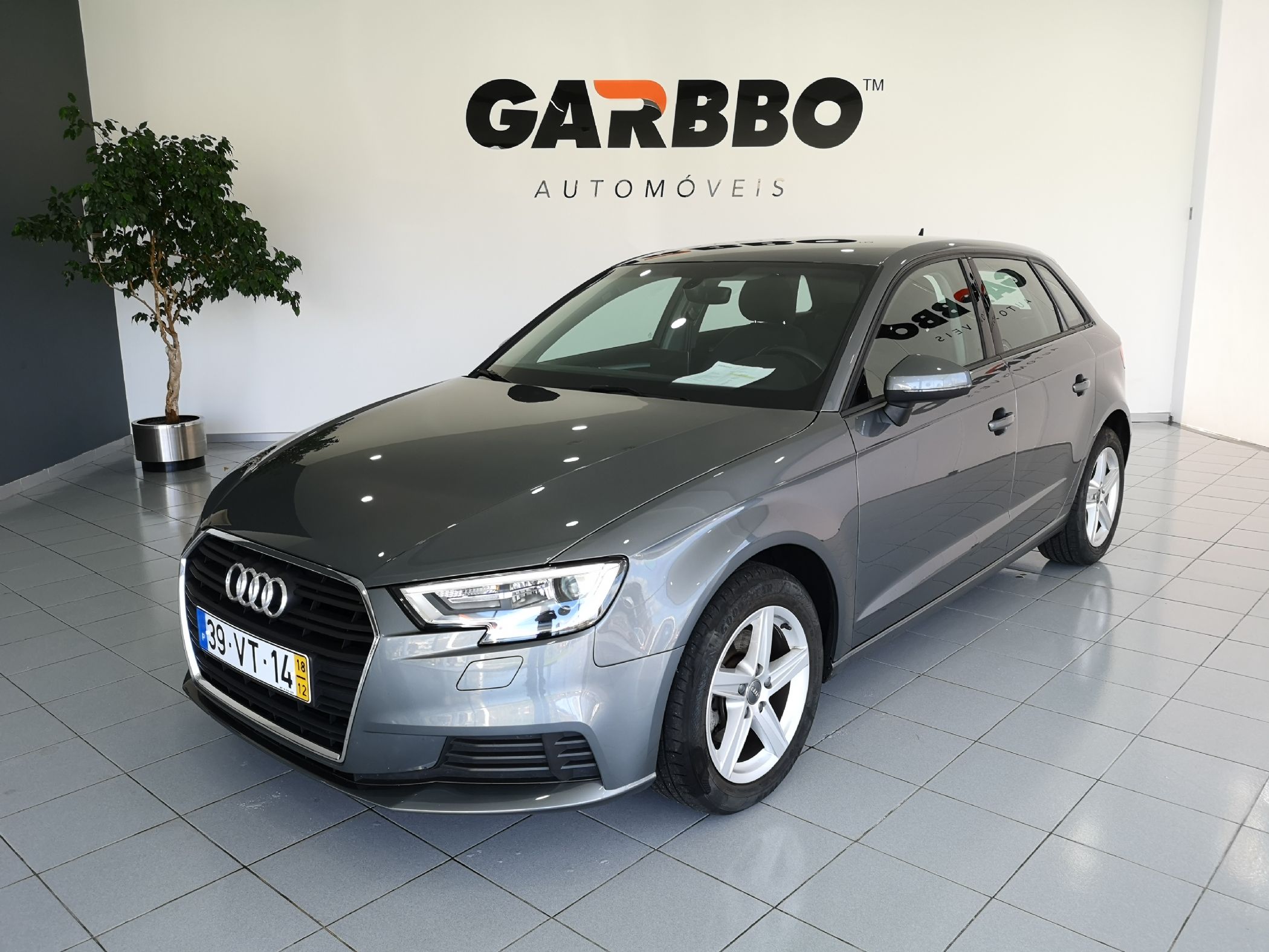 Vendido Audi A3 Sportback 1.6 TDI Des. - Carros usados para venda